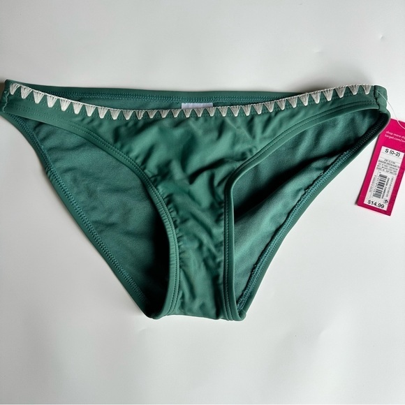 Xhilaration Green Crochet Border Bikini Bottom NWT Size Small - Picture 1 of 7